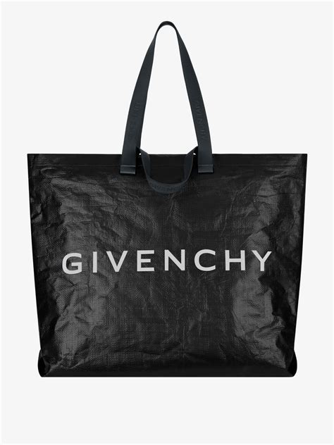 givenchy shopper schwarz|Givenchy card holder bag.